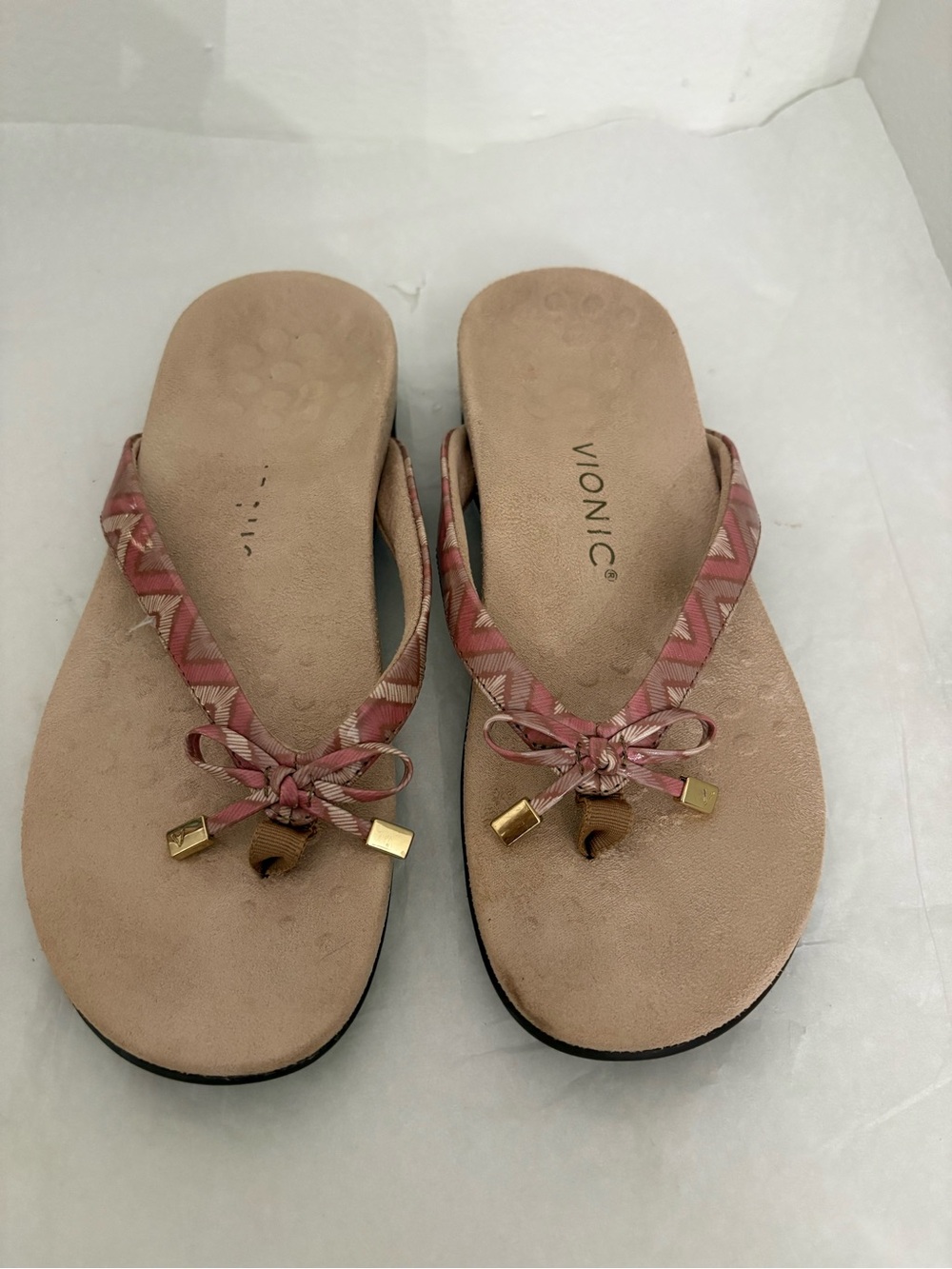 Vionic Rose Gold and Black Slip-On Sandal